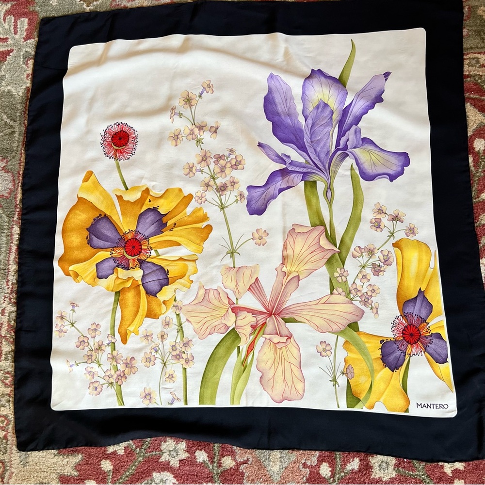 VINTAGE MANTERO COLLECTION 100% Floral Garden Silk Scarf Hand Rolled ITALY 42”